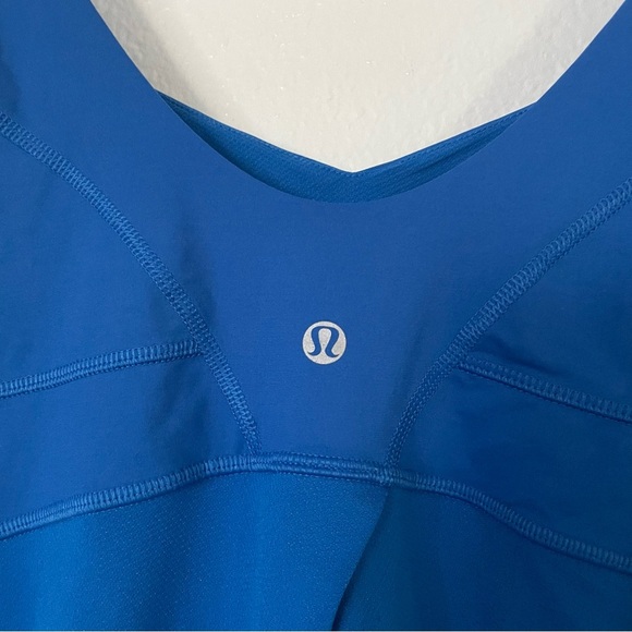 $50/2 Lululemon Tame Me Tank size 10 - Picture 5 of 11